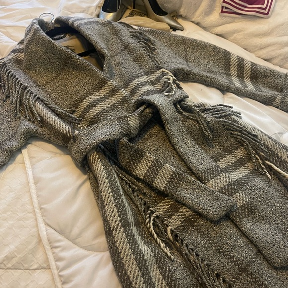 Burberry Alpaca Blend Tweed Wrap Fringe Belted Plaid Check Coat - Picture 1 of 14